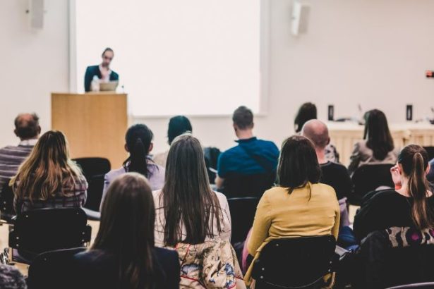 Comunicação política em foco: como o retorno do Compol ao Rio Grande do Sul reforça estratégias na era digital